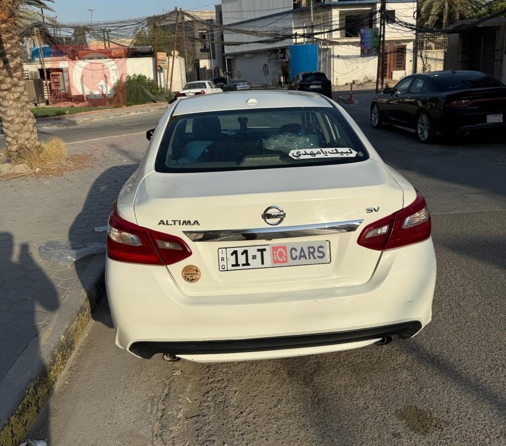 Nissan Altima